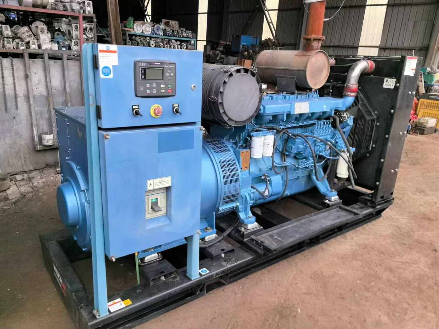 新洲500kW 柴油发电机组可带动设备功率的计算公式是什么？