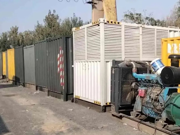 新洲200KW柴油发电机机组每小时油耗是多少？