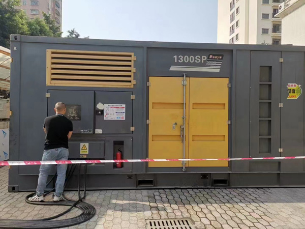 新洲500KW发电机组冬季应该配多大的启动电瓶？
